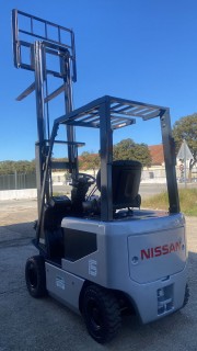 NISSAN